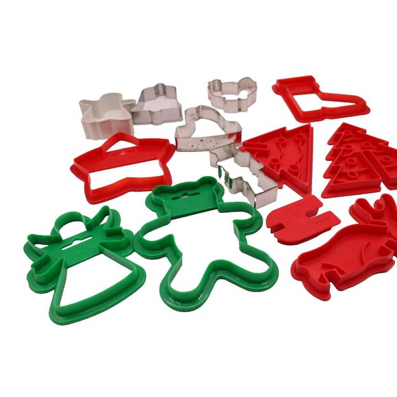 Plastic Metal Christmas Holiday Cookie Cutters Baking Mixed Brands Styles Wilton - Picture 4 of 9